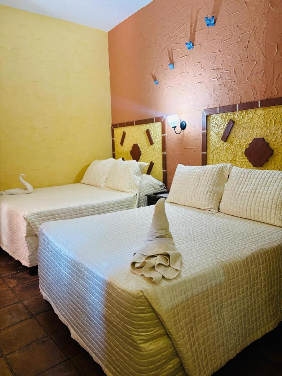 Hotel Chilero Y Cafe Антигуа-Гватемала Экстерьер фото