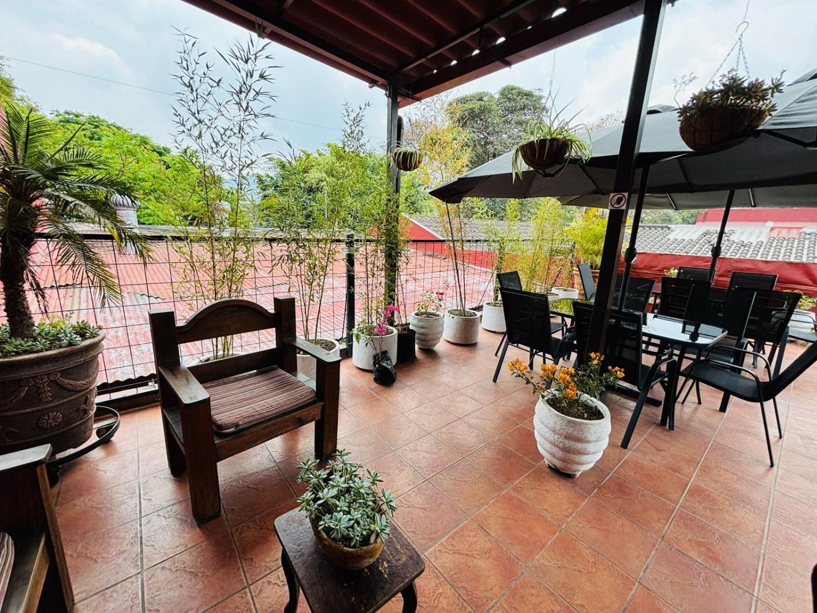 Hotel Chilero Y Cafe Антигуа-Гватемала Экстерьер фото